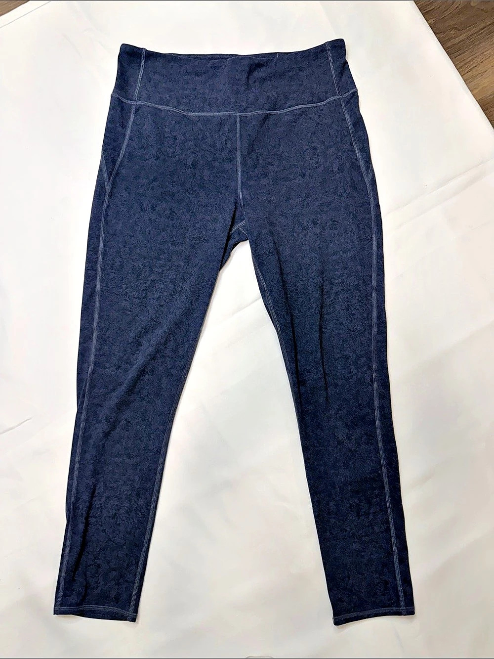 VUORI THE RISE THE AHINE LEGGING BLUE LARGE!